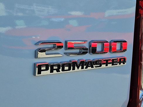 Used 2026 RAM ProMaster 2500 w/ Convenience Group FWD image 29