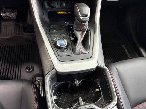 Certified 2025 Toyota RAV4 XSE image 27