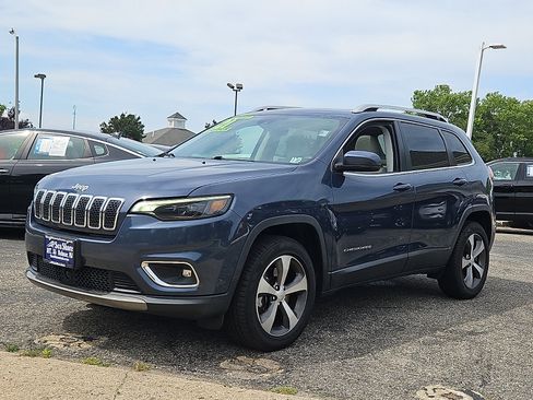 Used 2021 Jeep Cherokee Limited AWD/4WD image 3