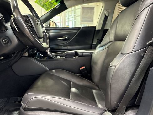 Used 2021 Lexus ES 350 w/ Premium Package FWD image 11