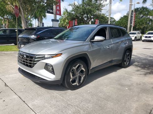 Used 2022 Hyundai Tucson SEL w/ Convenience + Premium Package FWD image 3