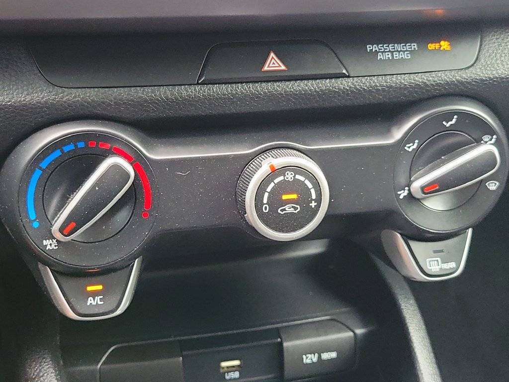 Used 2023 Kia Rio LX FWD image 32