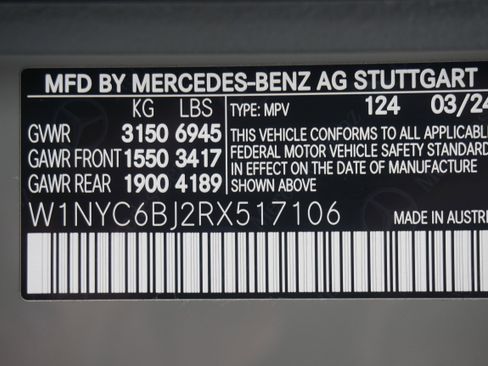 Used 2024 Mercedes-Benz G 550 image 37