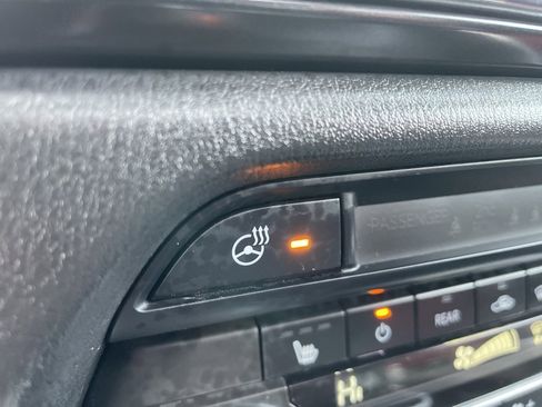 Used 2023 MAZDA CX-9 Carbon Edition image 10