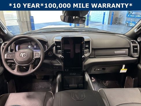 New 2026 RAM 2500 Laramie AWD/4WD image 13