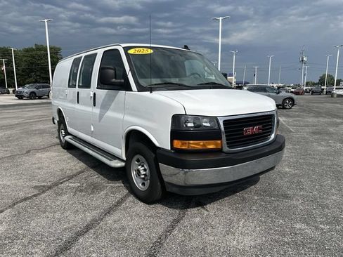 Used 2025 GMC Savana 2500 w/ Driver Convenience Package RWD image 11