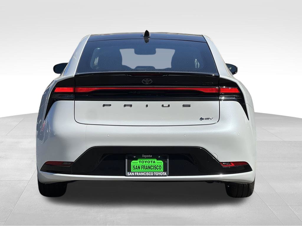 New 2027 Toyota Prius Limited AWD/4WD image 4