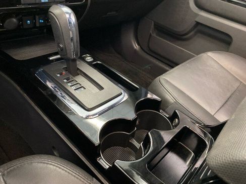Used 2009 Ford Escape Limited FWD image 29
