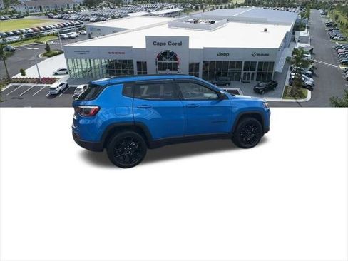 Certified 2026 Jeep Compass Latitude AWD/4WD image 22