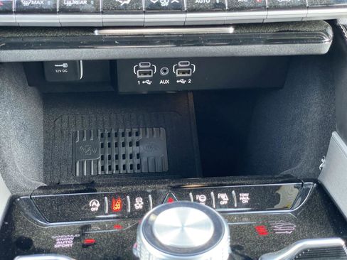 New 2026 Jeep Grand Wagoneer Limited AWD/4WD image 28