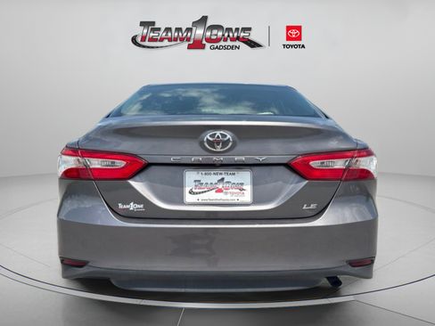 Used 2018 Toyota Camry LE FWD image 6