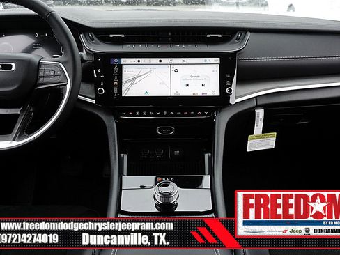 New 2026 Jeep Grand Cherokee Altitude RWD image 19