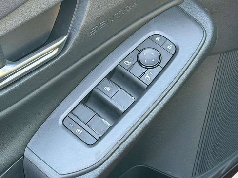 New 2026 Nissan Sentra SV w/ SV Convenience Package FWD image 17