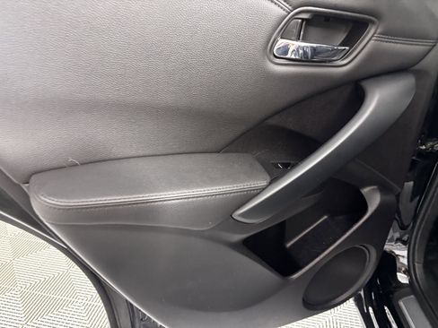 Used 2016 Acura RDX AWD w/ Technology Package image 36