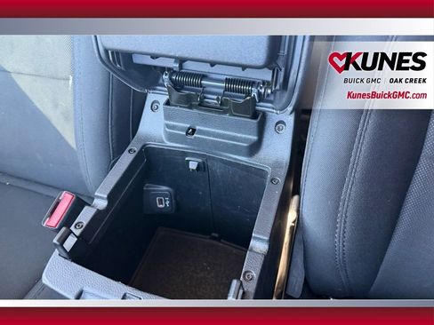 Used 2023 Jeep Gladiator Overland image 21