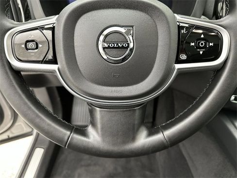 Certified 2025 Volvo XC60 B5 Plus image 14