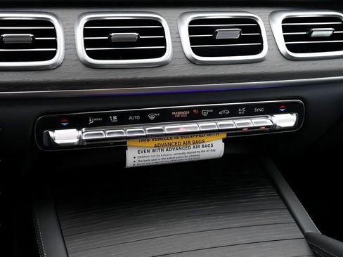 New 2026 Mercedes-Benz GLE 450 4MATIC image 25