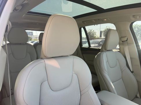 New 2026 Volvo XC90 T8 Ultra AWD/4WD image 9