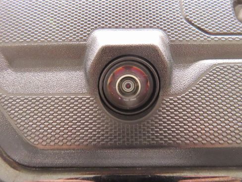 Used 2023 GMC Sierra 2500 Denali w/ Denali Black Diamond Edition image 38