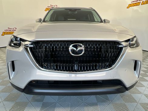 Certified 2025 MAZDA CX-90 Plug-In Hybrid w/ Preferred AWD/4WD image 10