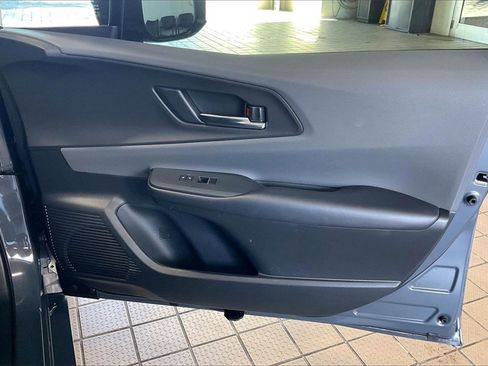 Used 2024 Toyota Prius XLE image 20