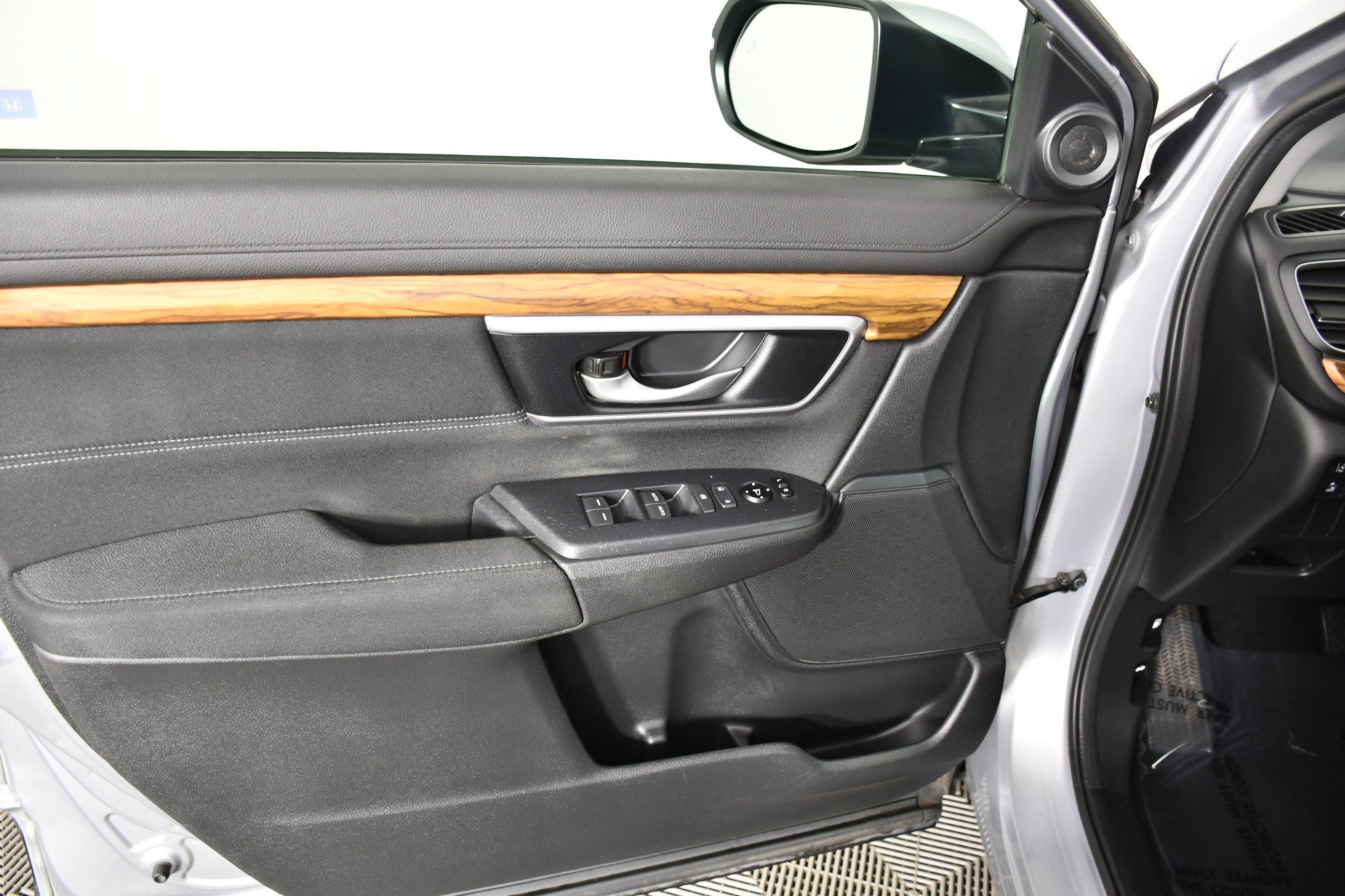Used 2017 Honda CR-V EX image 35