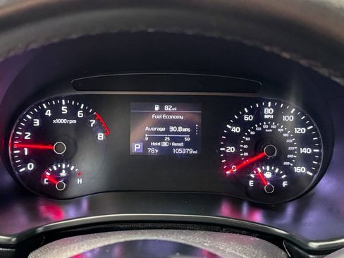 Used 2020 Kia Soul GT-Line FWD image 25