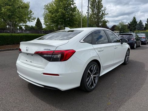 Used 2024 Honda Civic Touring image 7