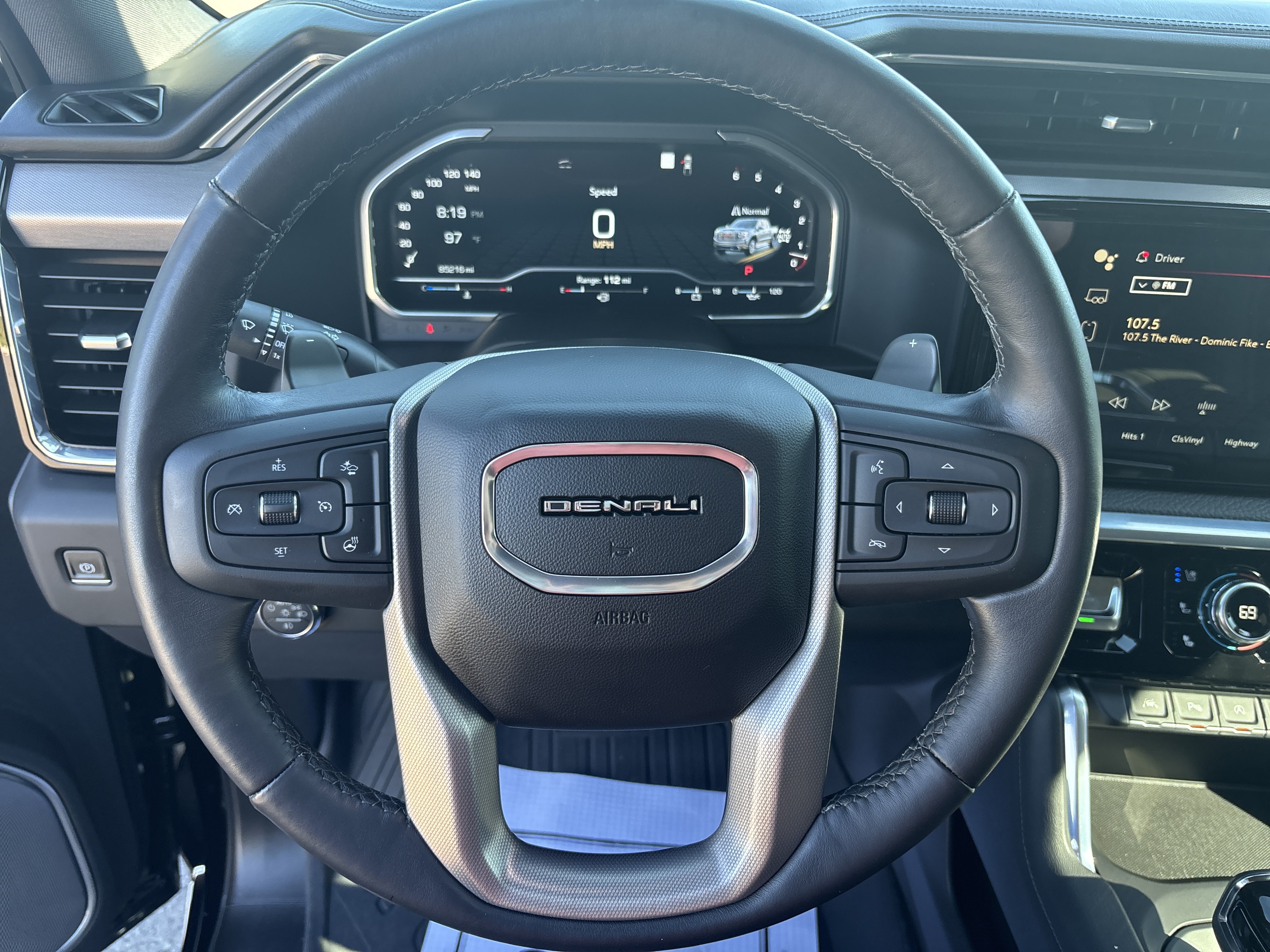 Used 2022 GMC Sierra 1500 Denali w/ Denali Reserve Package AWD/4WD image 17