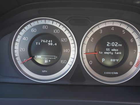 Used 2013 Volvo S60 T5 image 32