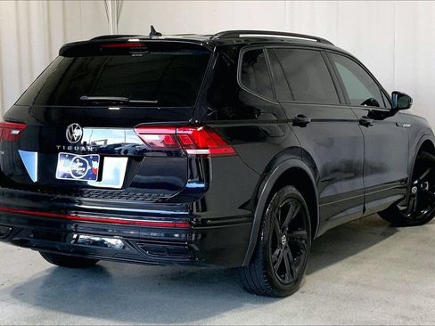 Used 2024 Volkswagen Tiguan SE R-Line FWD image 13