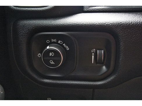 Used 2022 RAM 1500 Big Horn RWD image 19