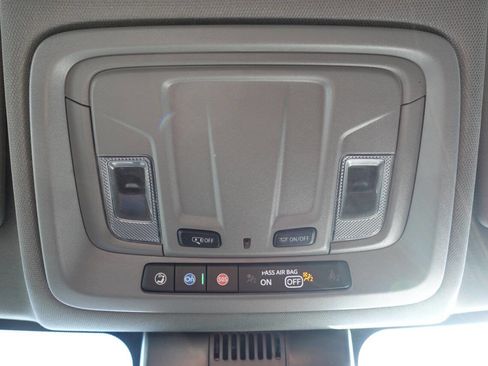 Used 2024 Chevrolet Silverado 2500 Custom w/ Custom Value Package image 52