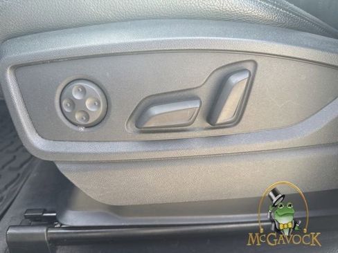 Used 2019 Audi Q5 2.0T Premium Plus w/ Premium Plus Package image 9