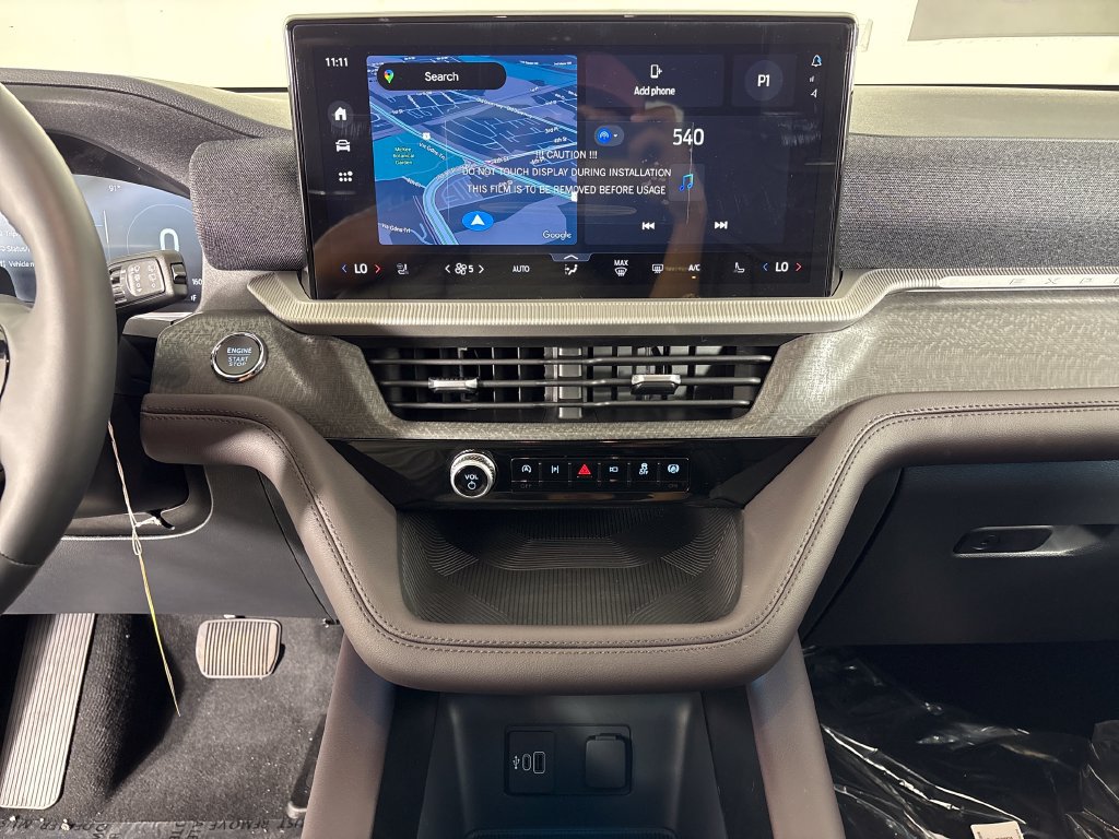 New 2027 Ford Explorer Platinum w/ 3.0L Ultimate Package RWD image 29