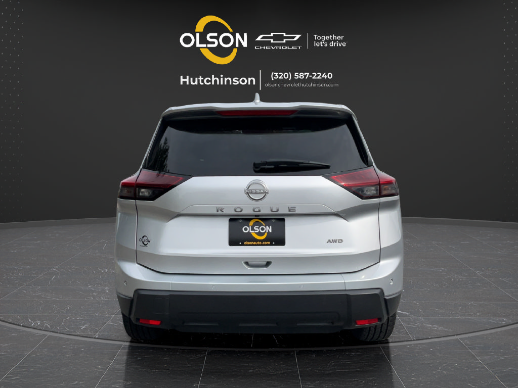 Used 2025 Nissan Rogue SV AWD/4WD image 7