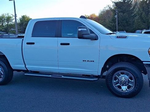 Used 2024 RAM 2500 Big Horn w/ Bed Utility Group image 2