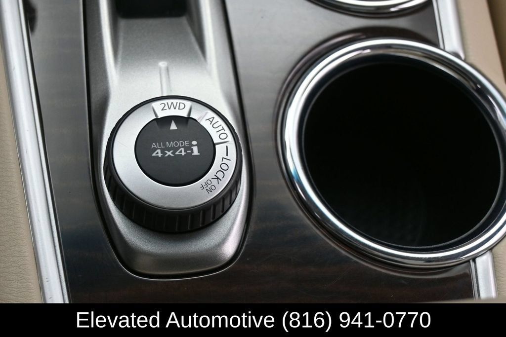 Used 2014 Nissan Pathfinder Platinum w/ Platinum Premium Package AWD/4WD image 37