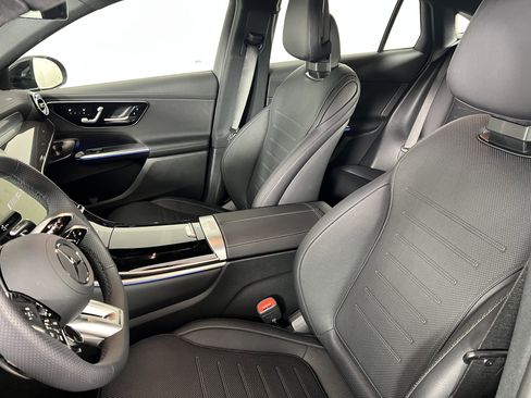 New 2025 Mercedes-Benz GLC 43 AMG 4MATIC Coupe image 17