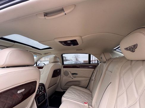 Used 2014 Bentley Flying Spur W12 image 37