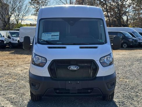 New 2026 Ford Transit 250 148 Medium Roof w/ Load Area Protection Package image 7