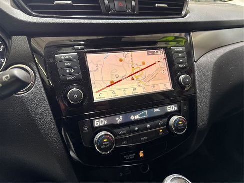 Used 2020 Nissan Rogue Sport SL AWD/4WD image 24