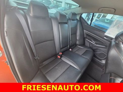 Used 2022 Nissan Altima 2.5 SR image 13