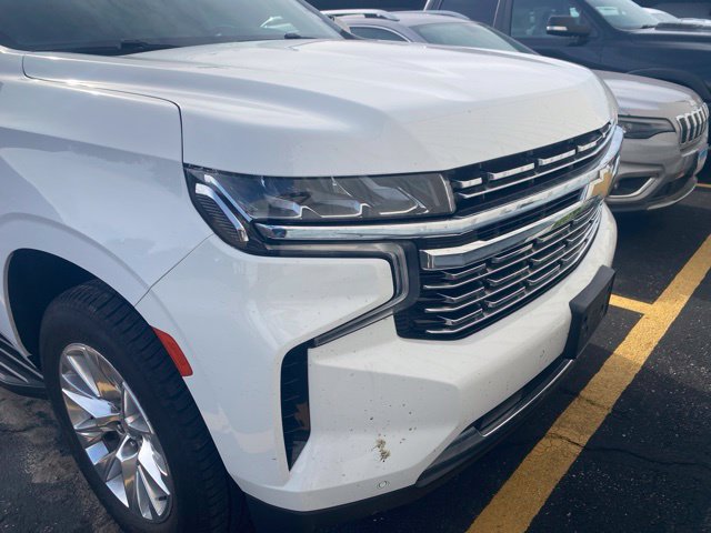 Used 2023 Chevrolet Suburban Premier AWD/4WD image 3