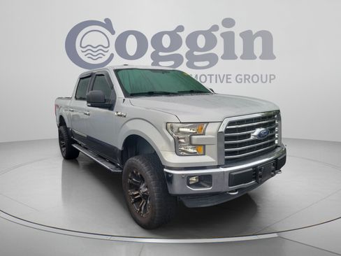Used 2016 Ford F150 XLT w/ Equipment Group 302A Luxury AWD/4WD image 3