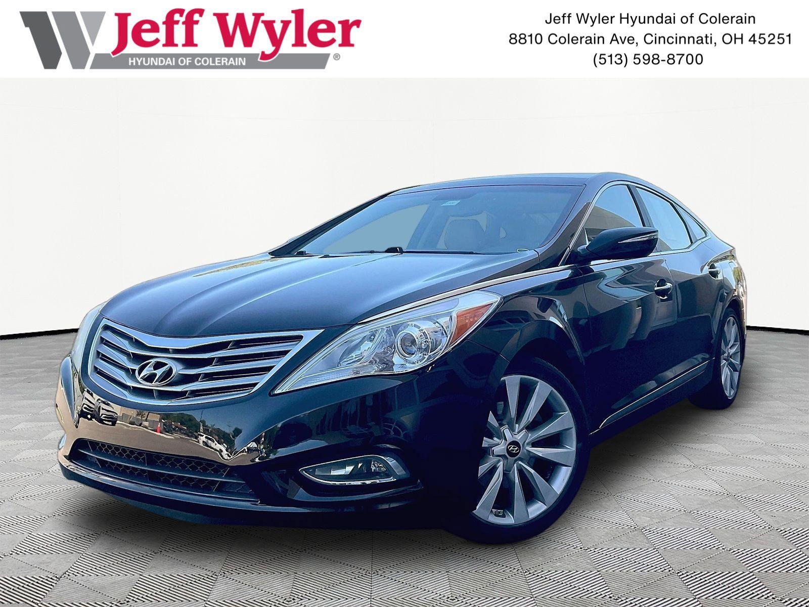 Used 2014 Hyundai Azera Limited w/ Option Group 02 FWD image 1
