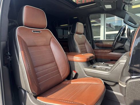 Used 2024 GMC Sierra 3500 Denali Ultimate AWD/4WD image 47