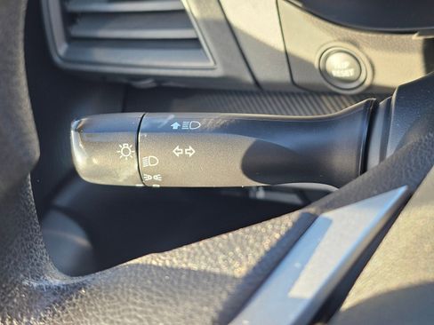 Used 2017 Subaru Impreza 2.0i image 38