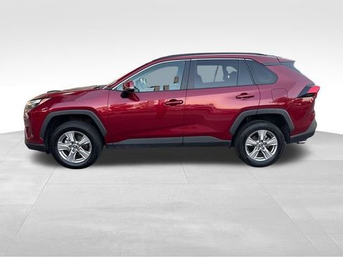 Used 2025 Toyota RAV4 XLE FWD image 2