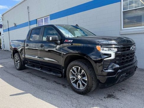 Used 2024 Chevrolet Silverado 1500 RST AWD/4WD image 3